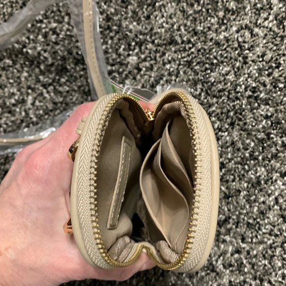 Badgley Mischka Quilted Phone Case - Picture 6 of 10